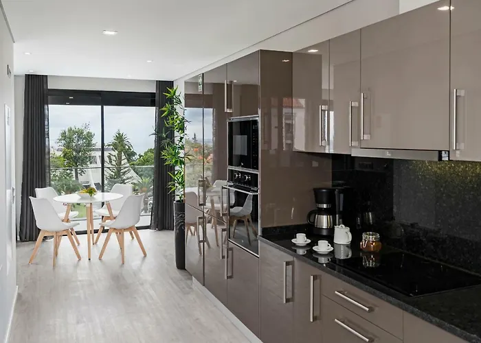 Lux I By An Island Apartamento *
