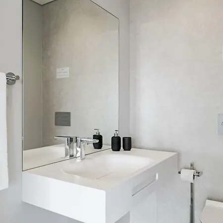 Lux I By An Island * Funchal (Madeira)