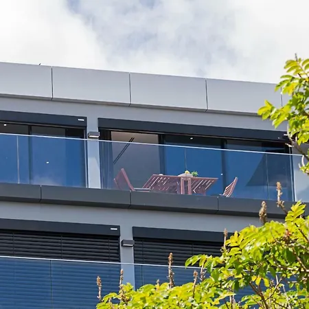 Lux I By An Island Apartament